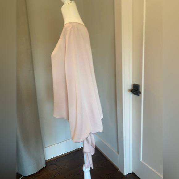 Vince Camuto pink blouse, size small. - Picture 3 of 5